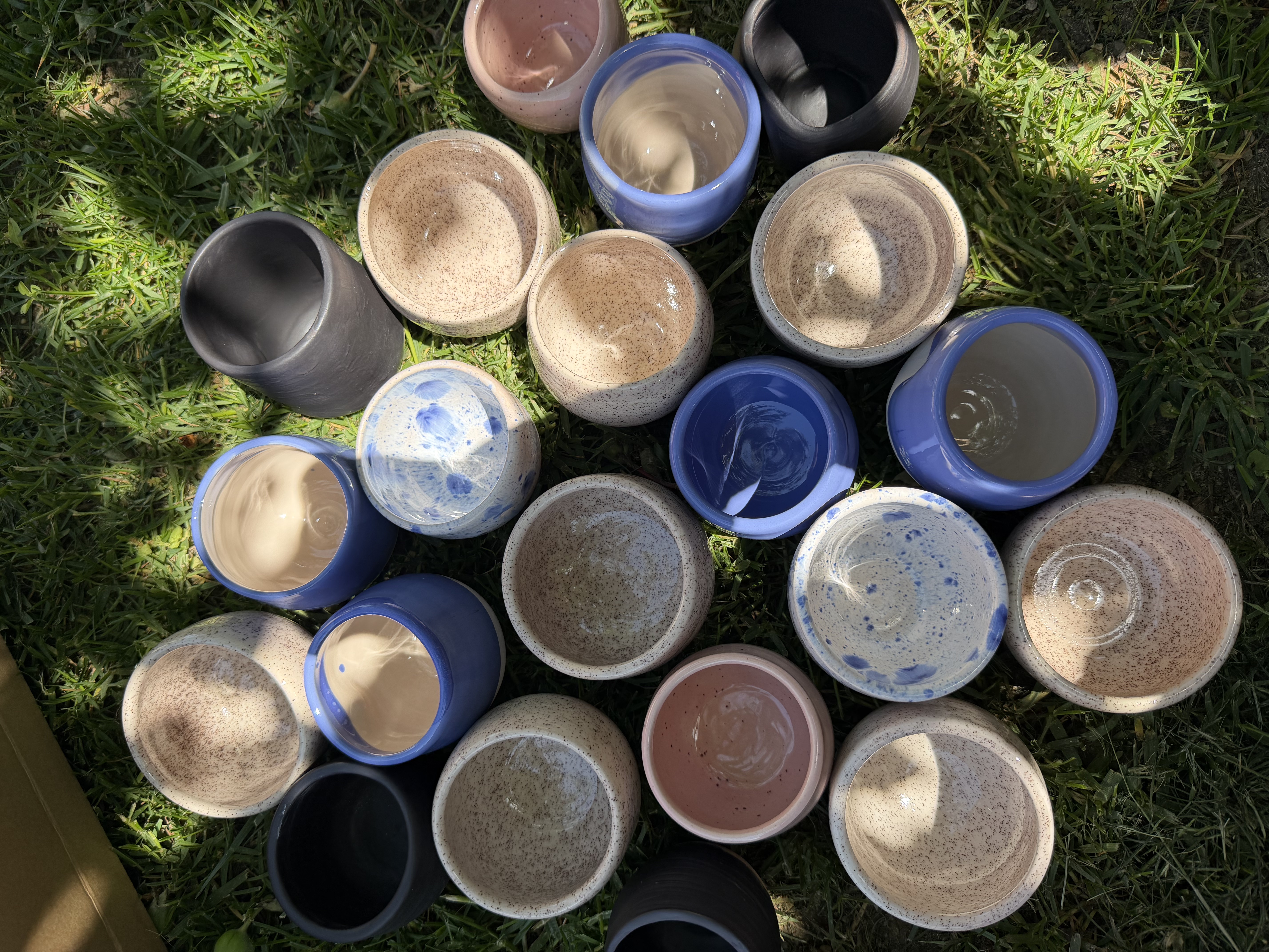 Căni ceramice personalizate, lucrate manual